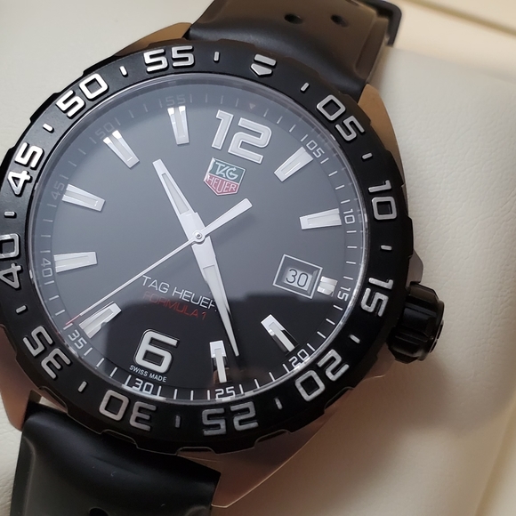 Tag heuer formula 1 (Model :WAU1110 ) - Picture 5 of 12